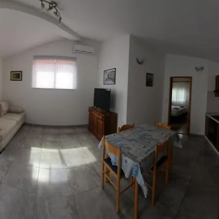 Apartment Marin *
